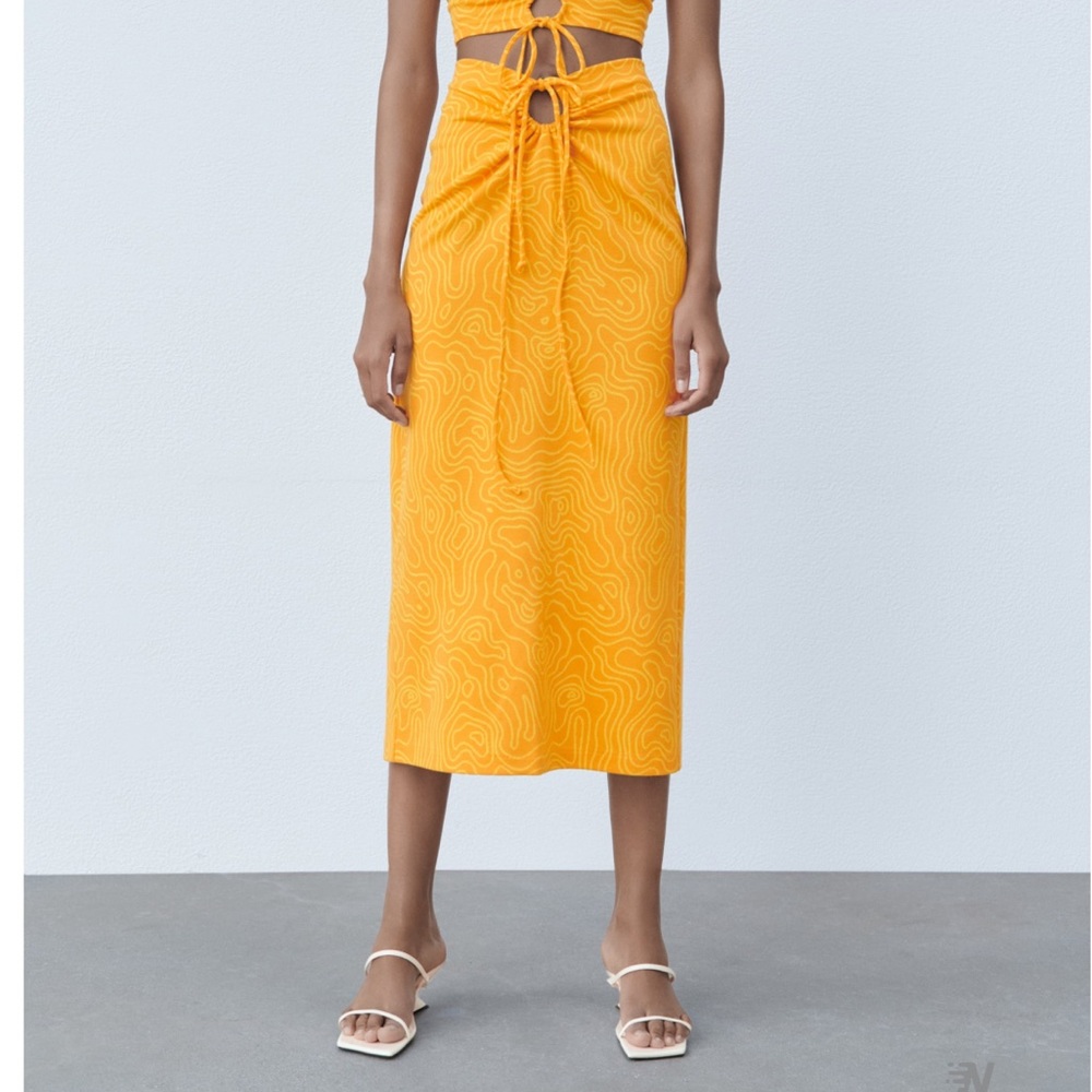 Zara Orange Printed Skirt